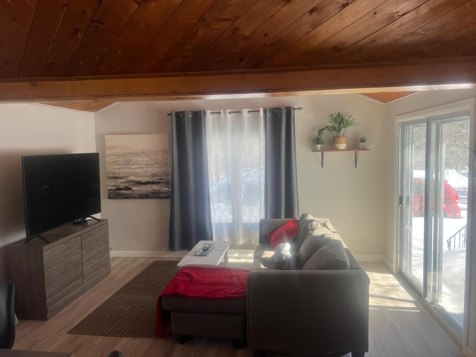 Cozy Chalet Near The Beach Shediac Habitación foto